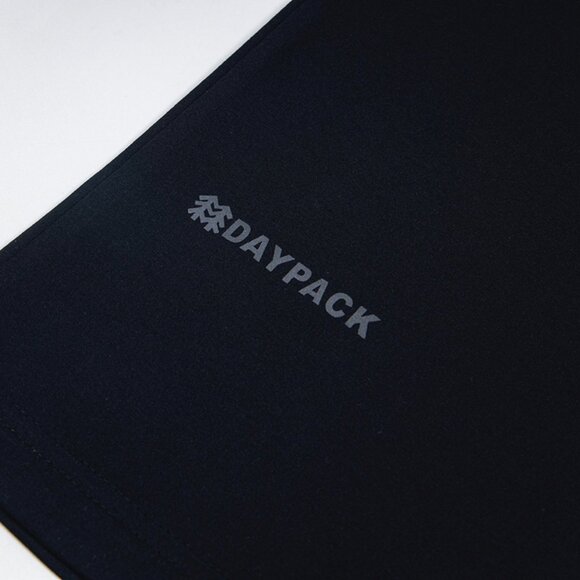 Black Lapel Letter Print Polo Shirt Kolon Sport - Picture 3 of 3